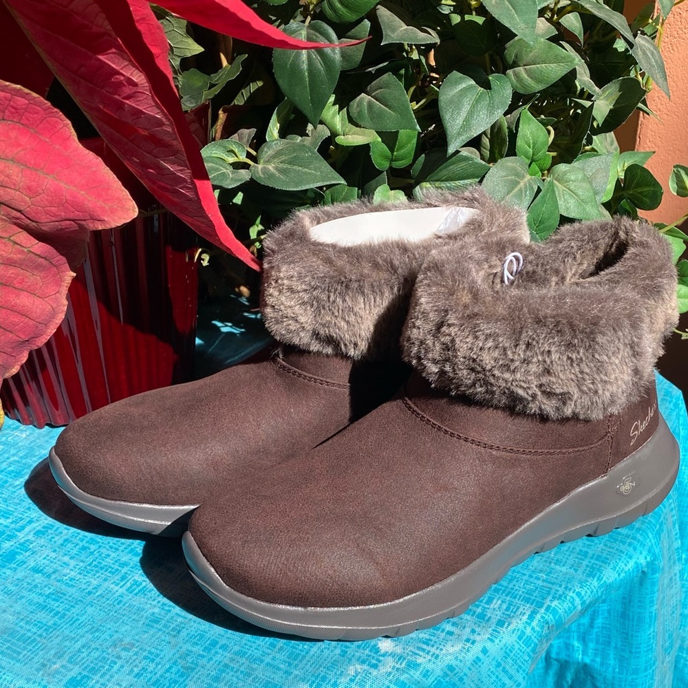 Skechers Dark Brown Winter Boots with Faux Fur